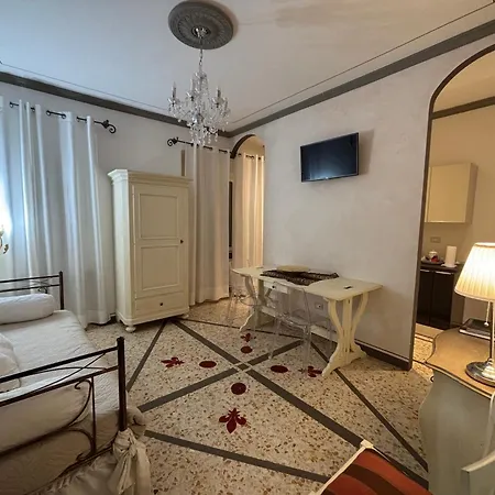 Palazzo Mari & 3* Montevarchi