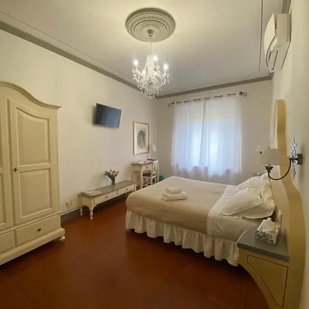 Bed & Breakfast Palazzo Mari &