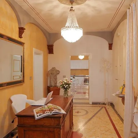 Palazzo Mari & Frühstückspension 3*