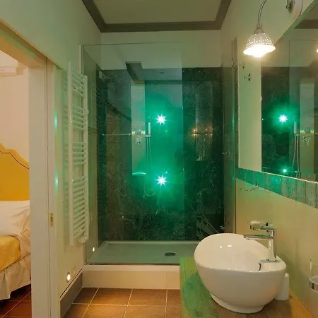 Palazzo Mari & Frühstückspension 3*