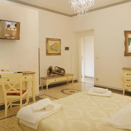 Bed & Breakfast Palazzo Mari & Montevarchi