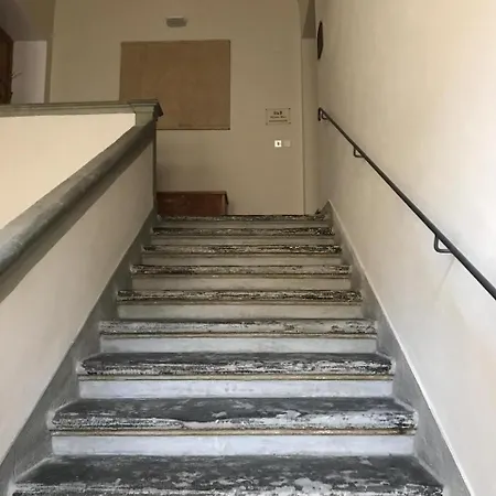 Alojamento de Acomodação e Pequeno-almoço Palazzo Mari & Montevarchi