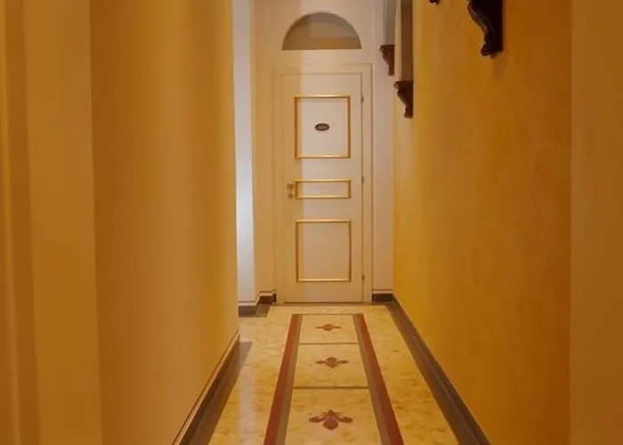Palazzo Mari & Oda ve Kahvaltı 3*