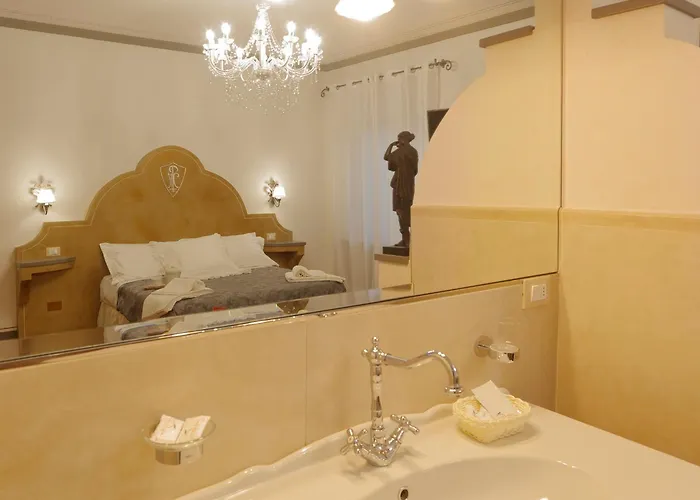 Oda ve Kahvaltı Palazzo Mari & Montevarchi