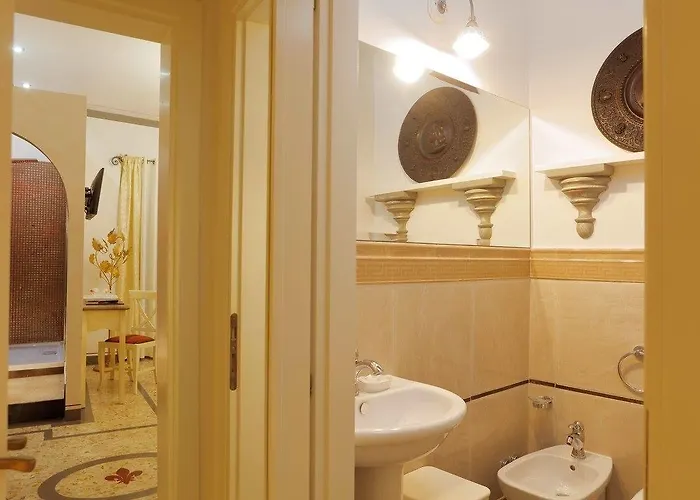 Palazzo Mari & 3*