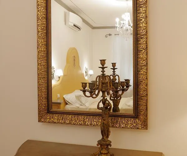 Oda ve Kahvaltı Palazzo Mari & 3*
