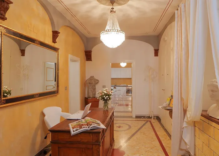 Palazzo Mari & Oda ve Kahvaltı 3*